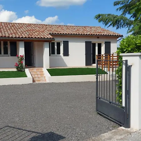 Villa Maison Entiere Climatisee Dans Village Sud Ardeche Avec Piscine Privee Lavilledieu (Ardeche)